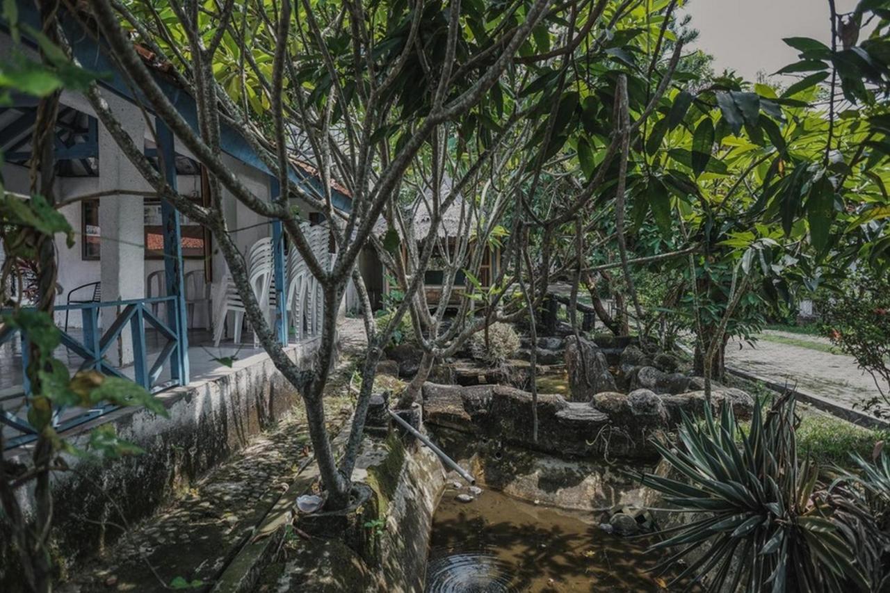 Reddoorz Near Pantai Florida Anyer Hotel Serang Exterior foto