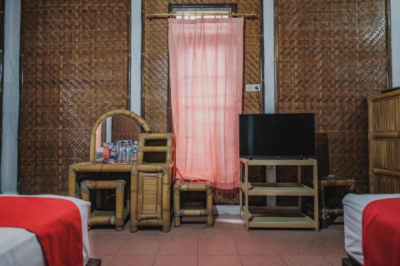 Reddoorz Near Pantai Florida Anyer Hotel Serang Exterior foto