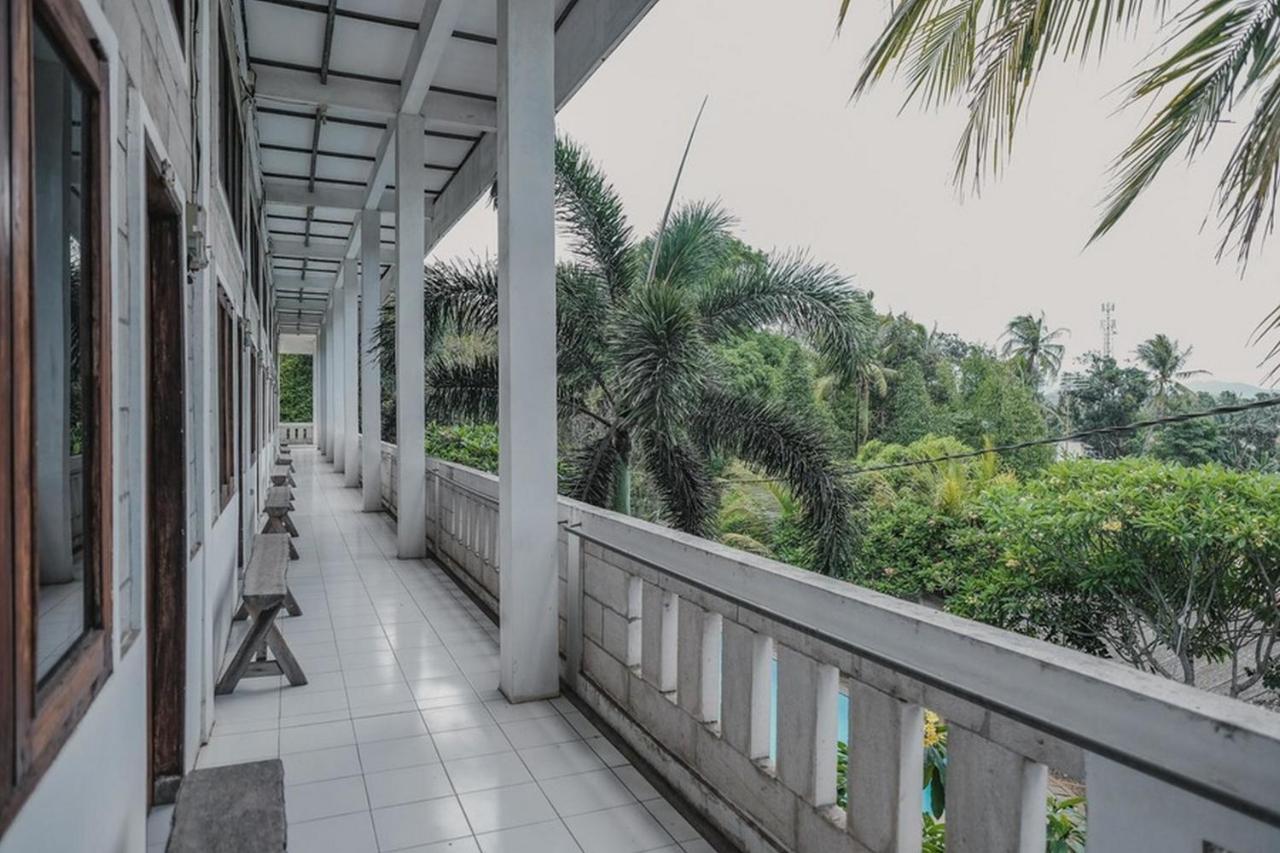 Reddoorz Near Pantai Florida Anyer Hotel Serang Exterior foto
