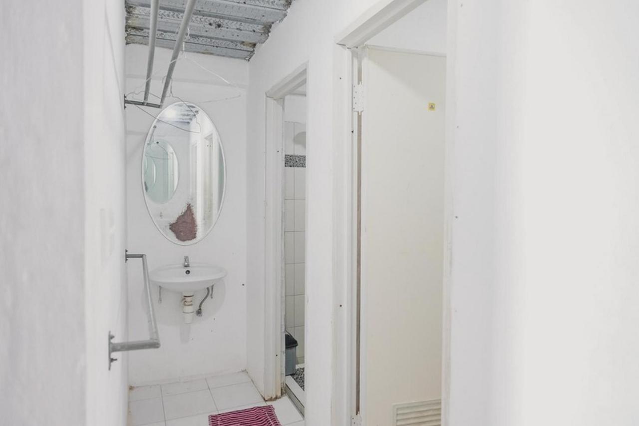 Reddoorz Near Pantai Florida Anyer Hotel Serang Exterior foto